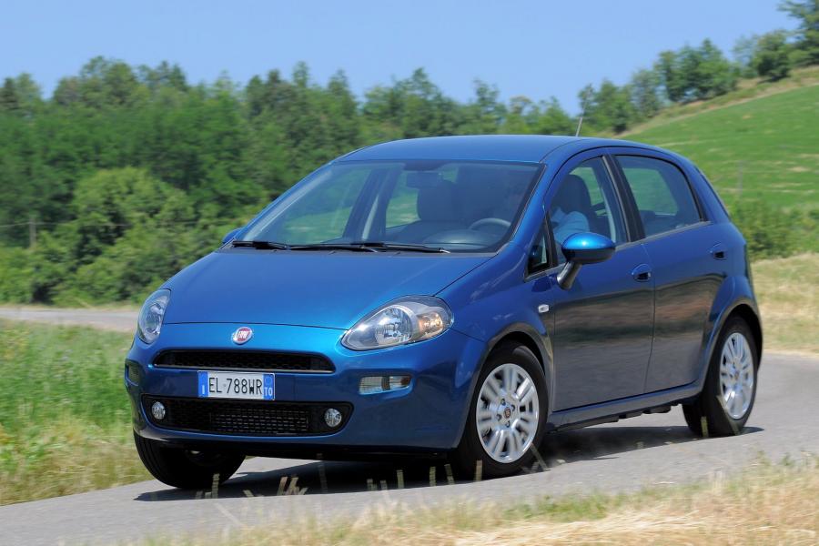  Fiat Punto 5-Door 2012 года  (фото 26 из 30)